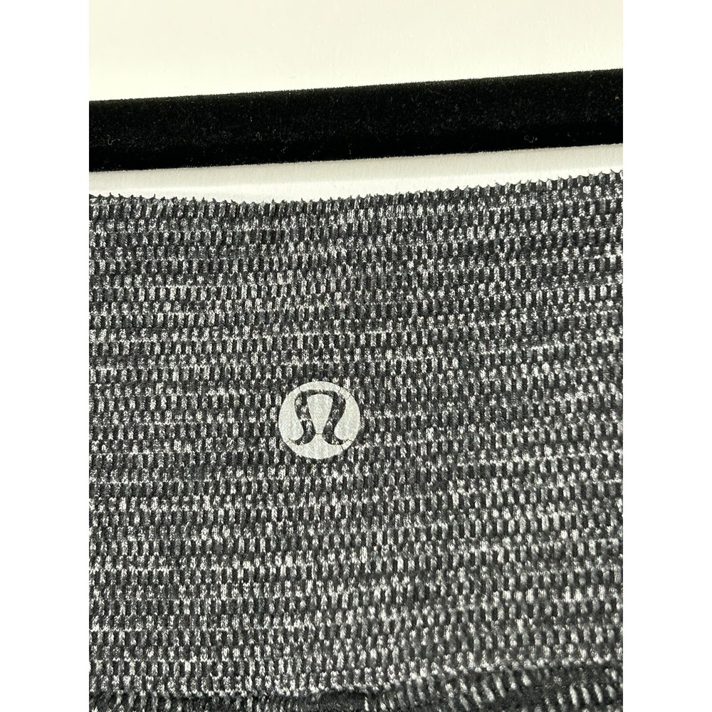Lululemon Women Size 6 Striped Leggings - Picture 2 of 4